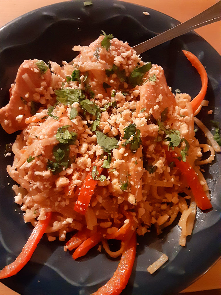 Thai Noodle Bowl w/ Peanut Roasted Chili Garlic Sauce